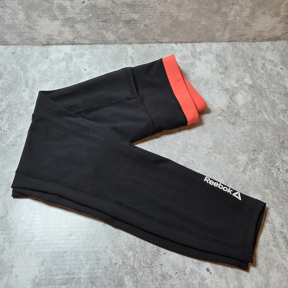 Reebok Leggings Women's Med Black High Rise Side Pockets Performance Activewear - Picture 2 of 16